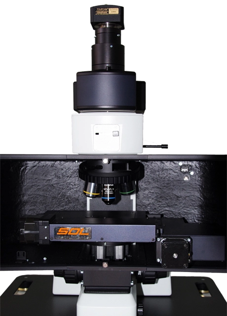 Confotec Duo microscope in opened state