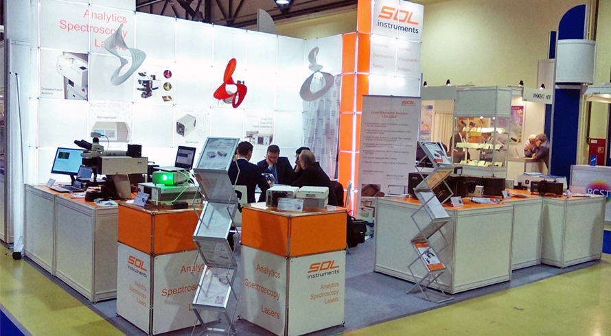 SOL instruments stand at Photonics 2017
